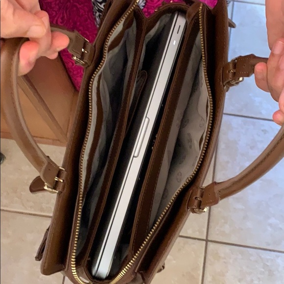 Tory Burch brown messenger bag - Picture 7 of 7